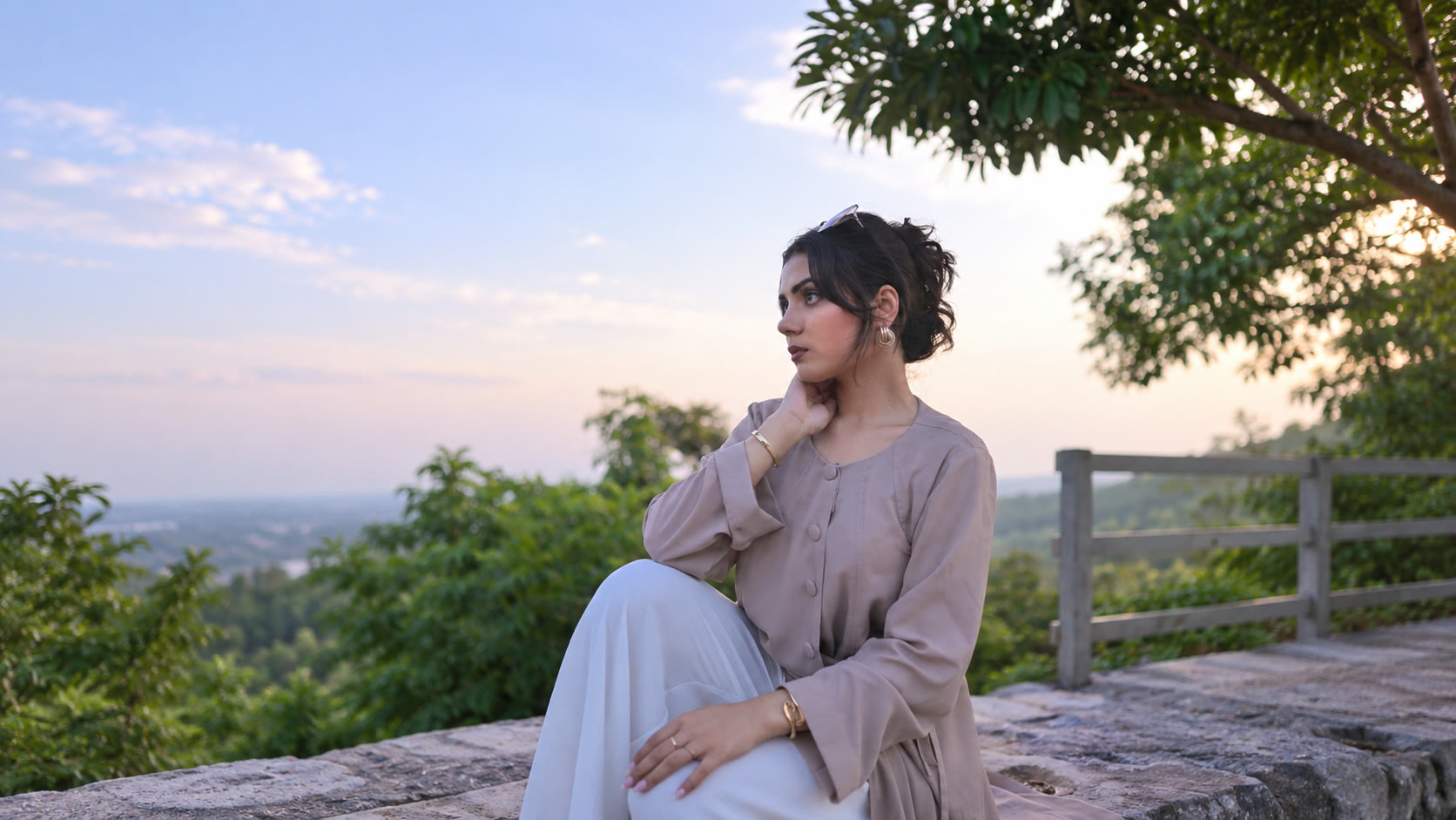 Noriana golden hour look